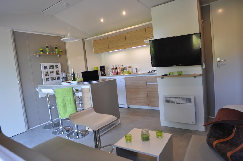 Camping Le Mas Des Sedaries Villefort (Lozere) Exterior foto