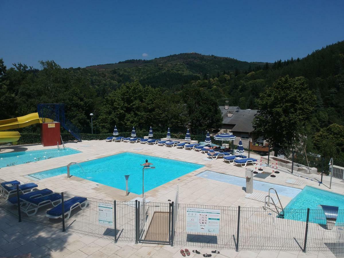 Camping Le Mas Des Sedaries Villefort (Lozere) Exterior foto