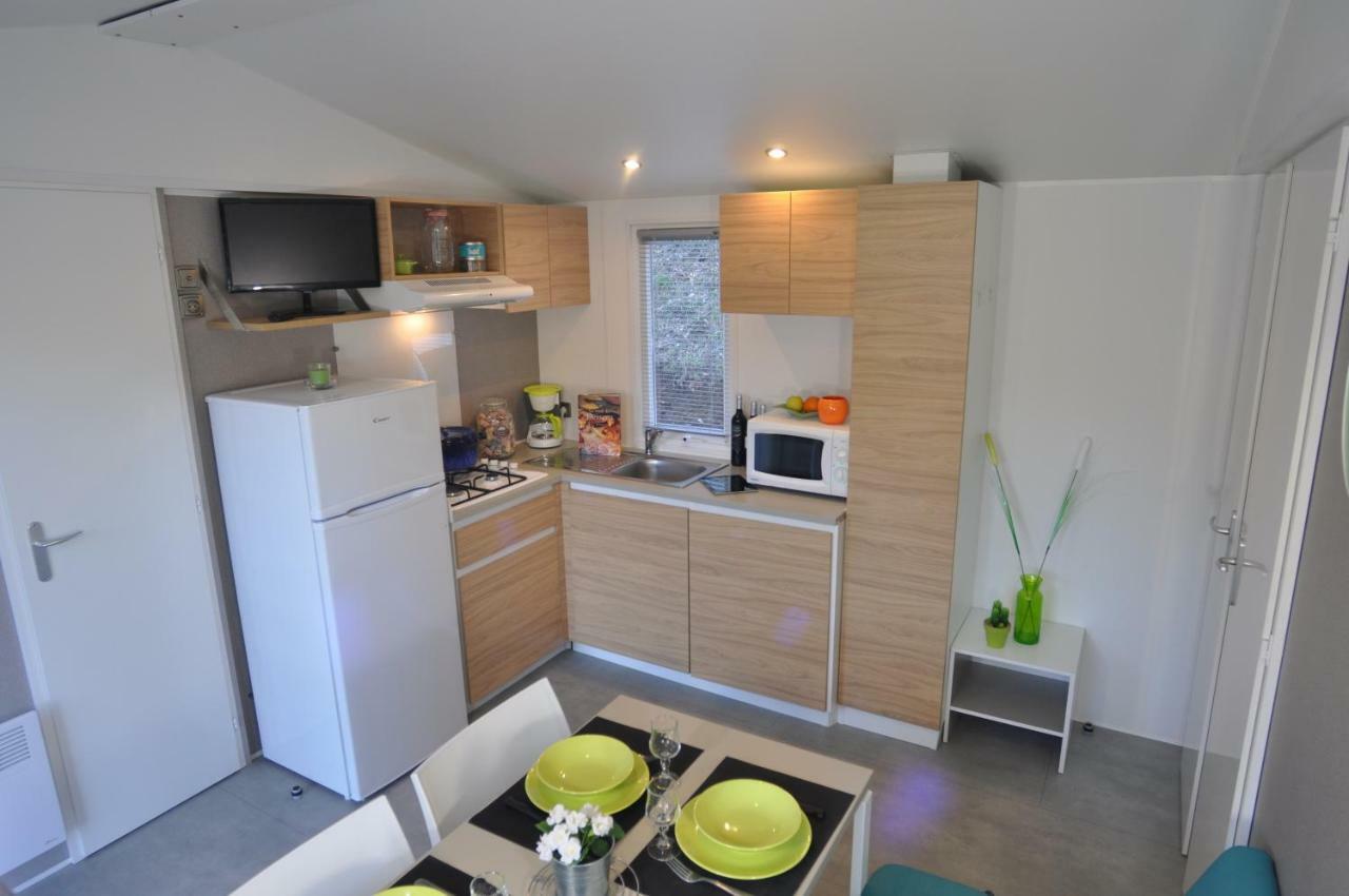 Camping Le Mas Des Sedaries Villefort (Lozere) Exterior foto