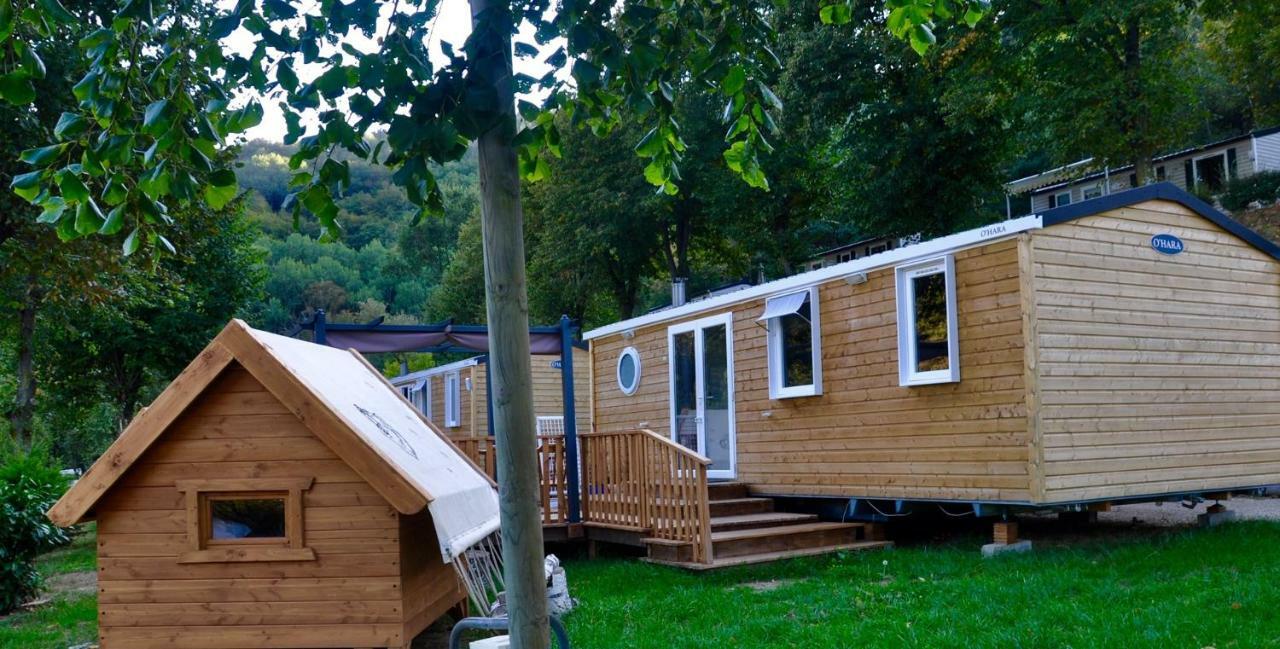 Camping Le Mas Des Sedaries Villefort (Lozere) Exterior foto