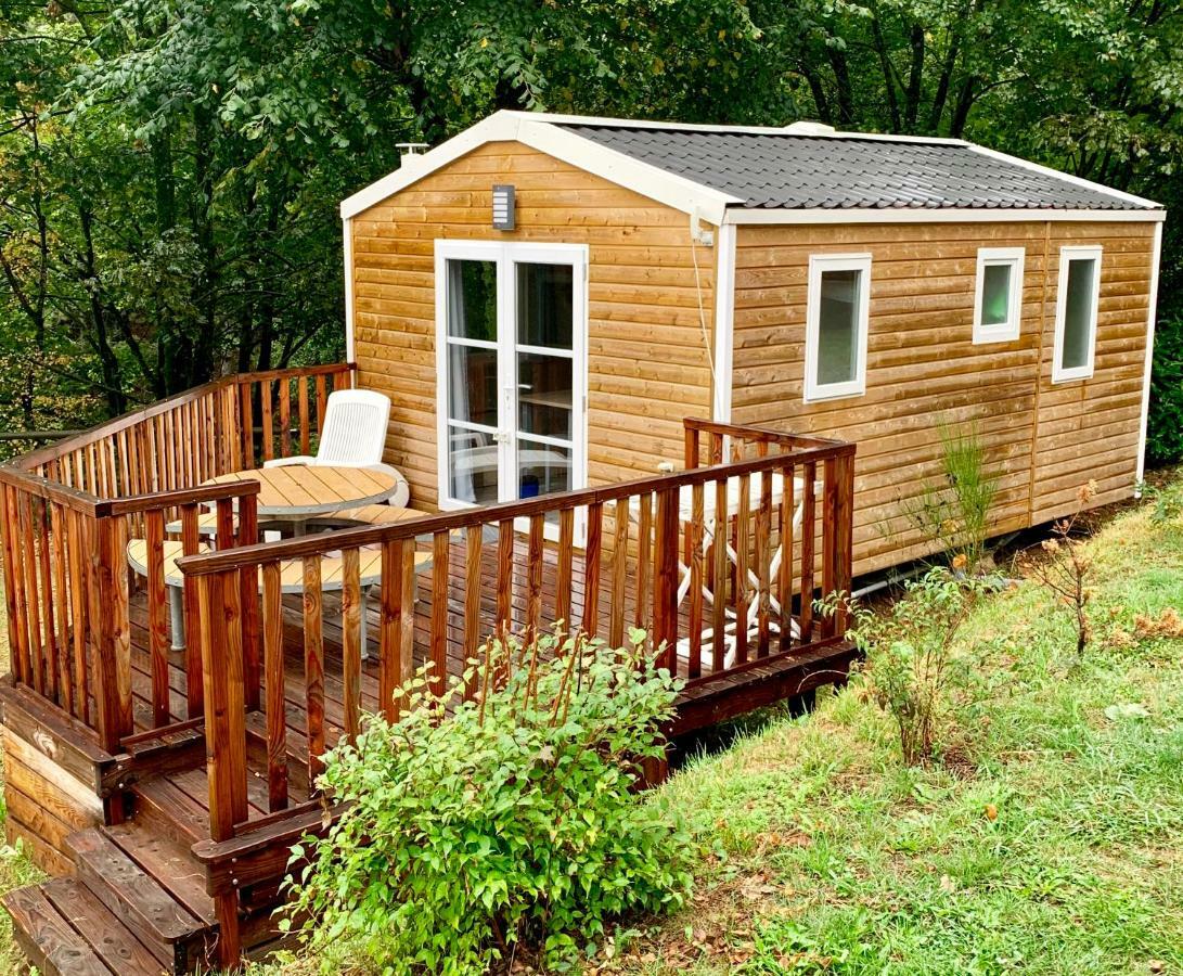Camping Le Mas Des Sedaries Villefort (Lozere) Exterior foto