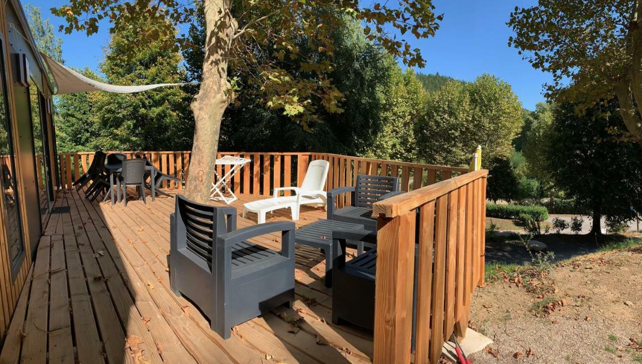 Camping Le Mas Des Sedaries Villefort (Lozere) Exterior foto